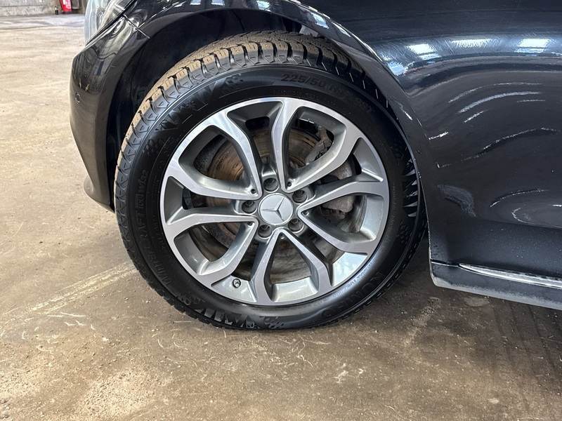 Mercedes-Benz C vaihtoauto