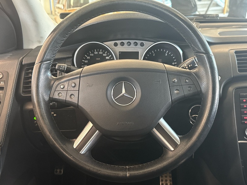 Mercedes-Benz R vaihtoauto