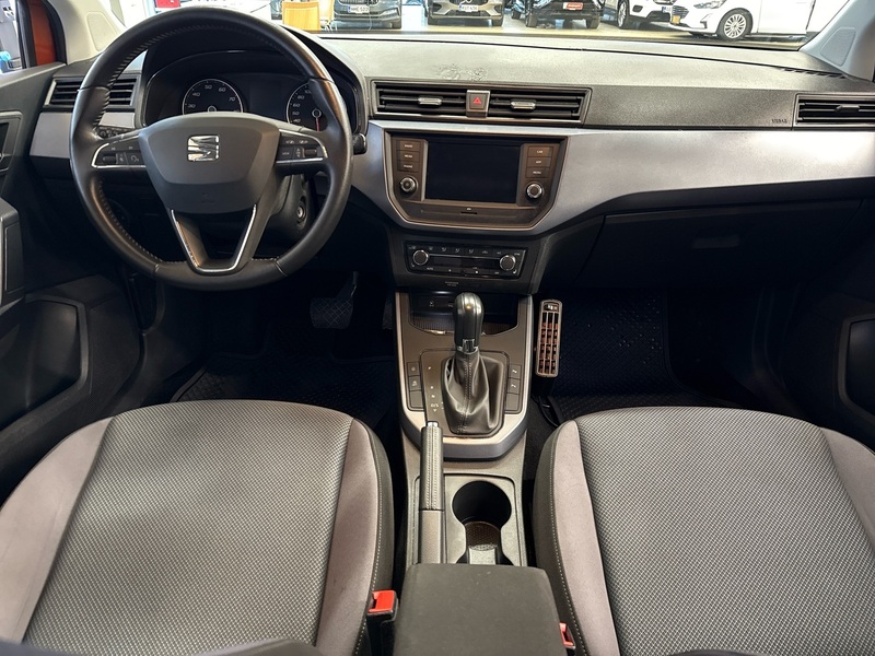 SEAT Arona vaihtoauto