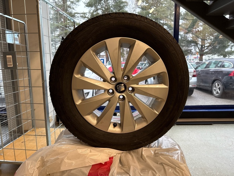 SEAT Arona vaihtoauto