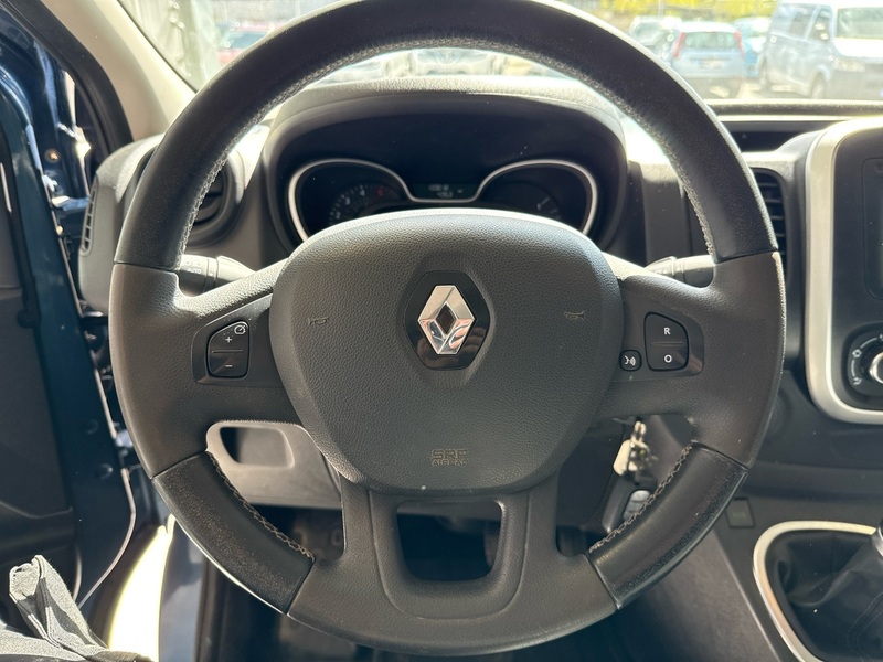 Renault Trafic vaihtoauto