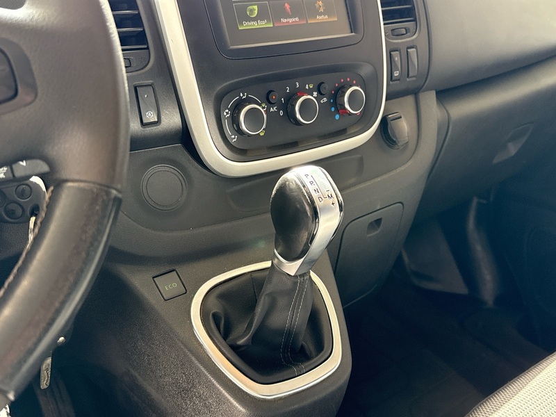 Renault Trafic vaihtoauto