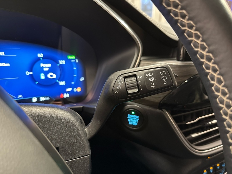 Ford Kuga vaihtoauto