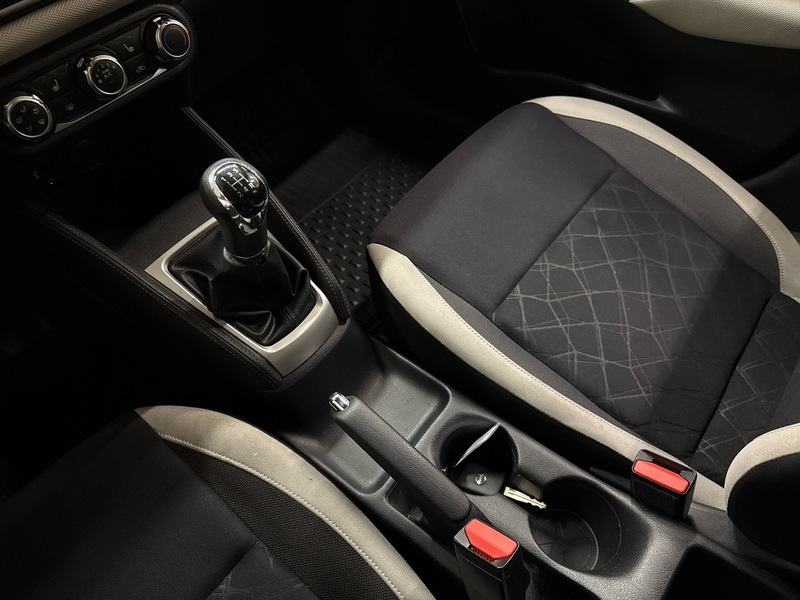 Nissan Micra vaihtoauto