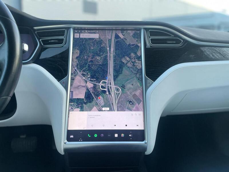 Tesla Model S vaihtoauto