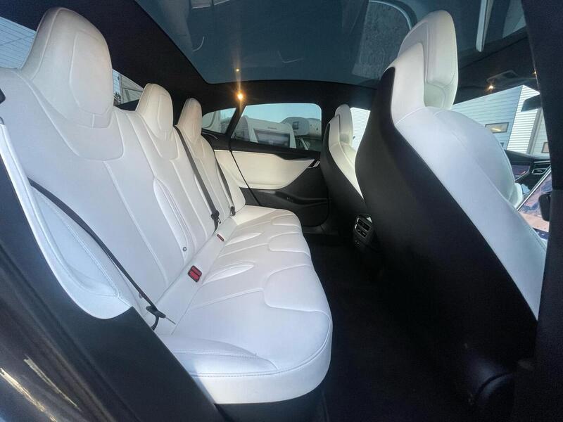 Tesla Model S vaihtoauto