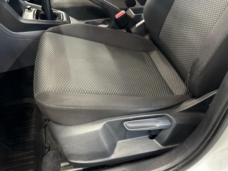 Volkswagen T-Cross vaihtoauto