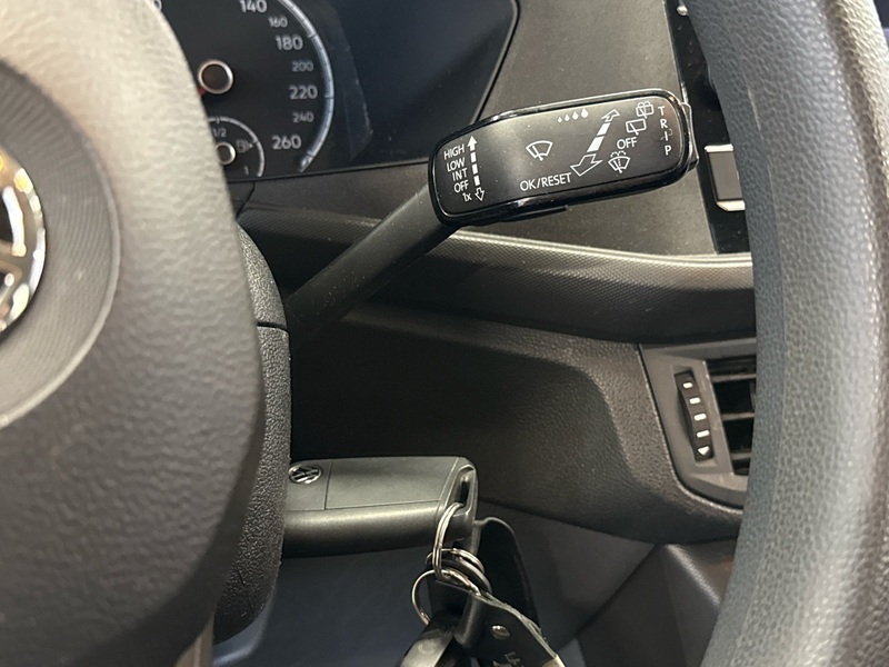 Volkswagen T-Cross vaihtoauto