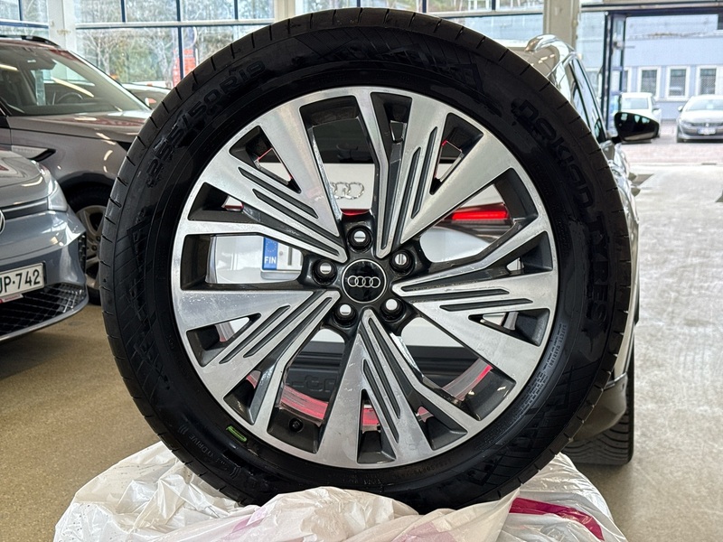 Audi Q4 e-tron vaihtoauto