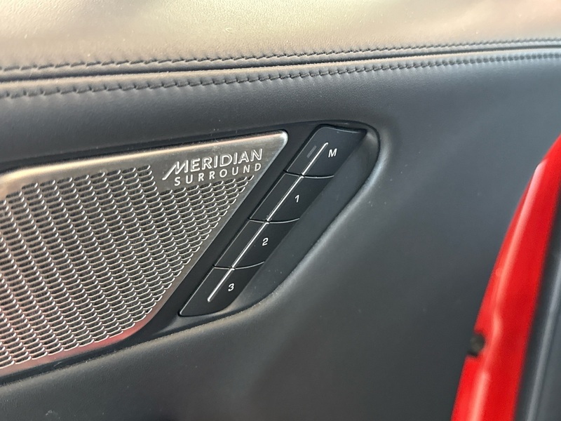 Jaguar I-PACE vaihtoauto