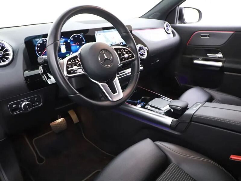 Mercedes-Benz EQA vaihtoauto