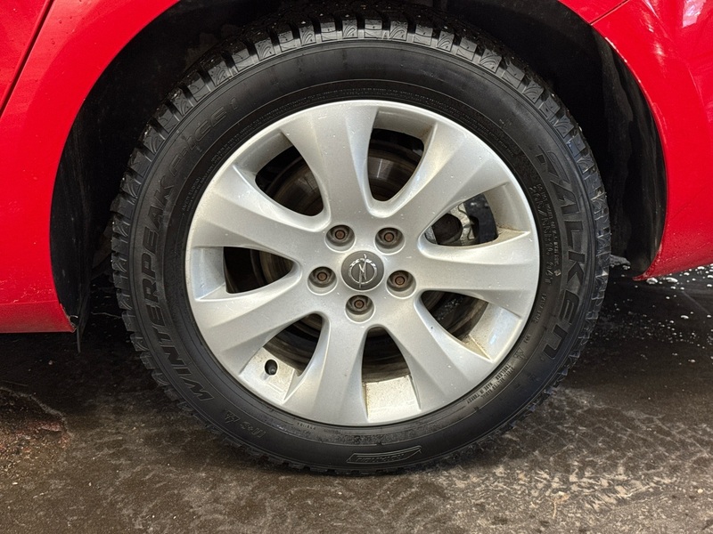 Opel Astra vaihtoauto