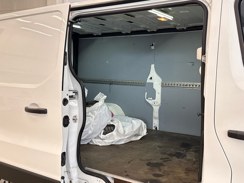 Nissan NV300 vaihtoauto