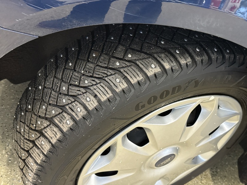 Ford Transit Connect vaihtoauto