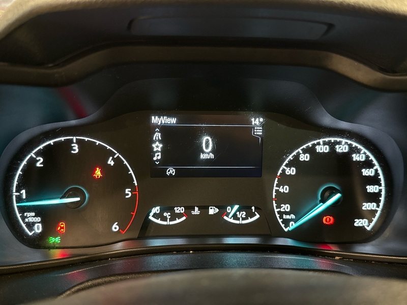 Ford Transit Connect vaihtoauto