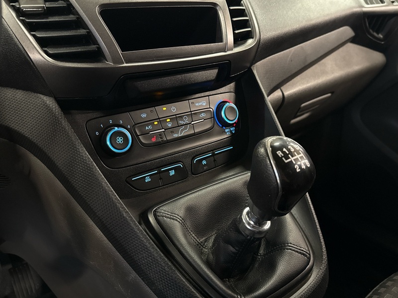 Ford Transit Connect vaihtoauto