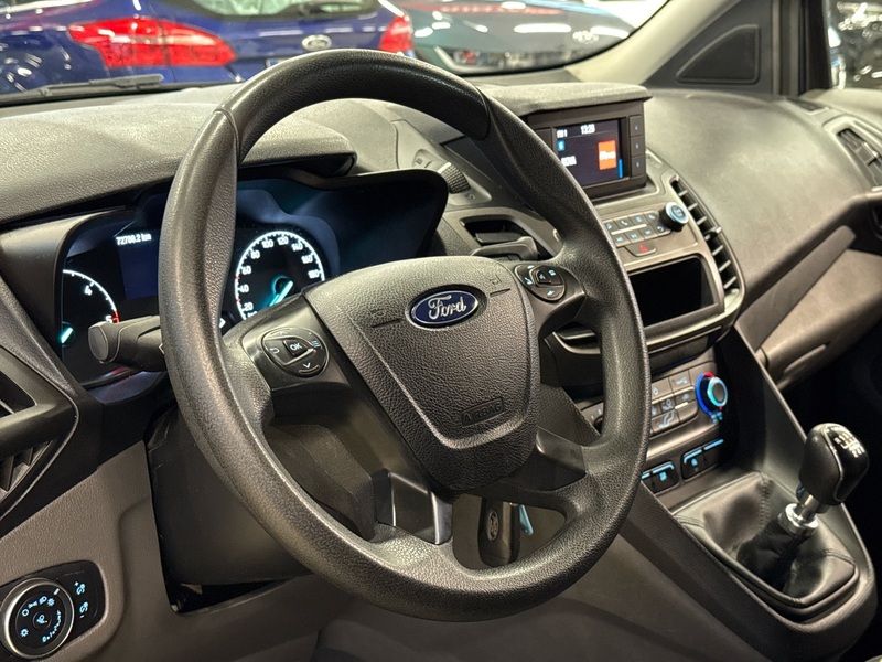 Ford Transit Connect vaihtoauto