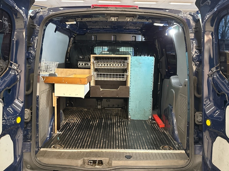 Ford Transit Connect vaihtoauto