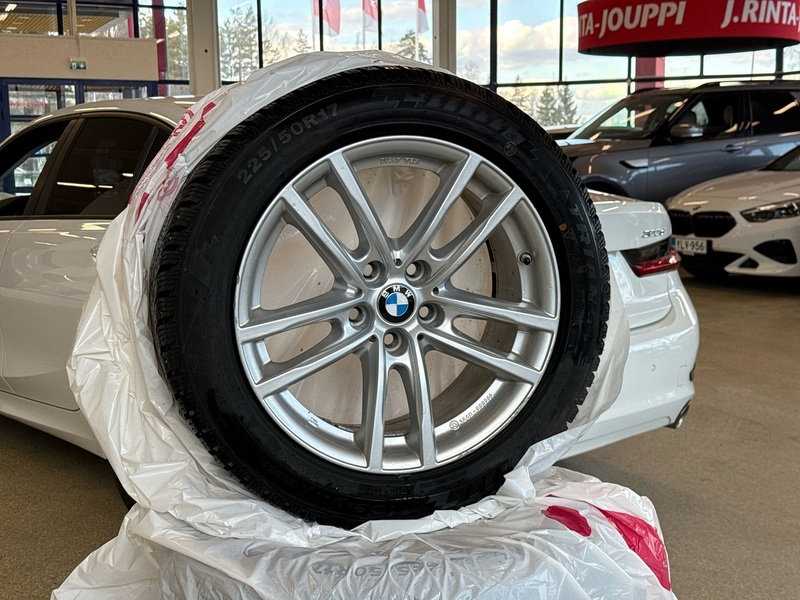 BMW 320 vaihtoauto