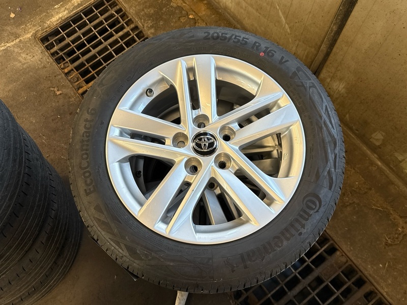 Toyota Corolla vaihtoauto