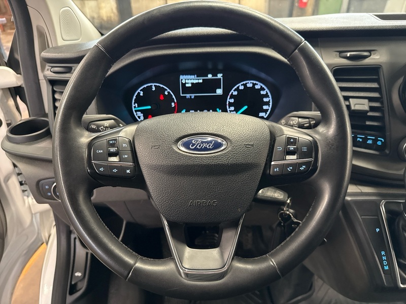 Ford Transit Custom vaihtoauto