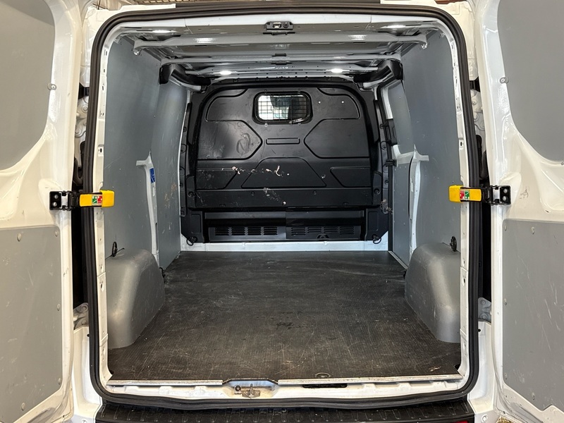 Ford Transit Custom vaihtoauto