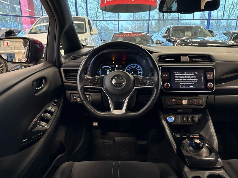 Nissan Leaf vaihtoauto