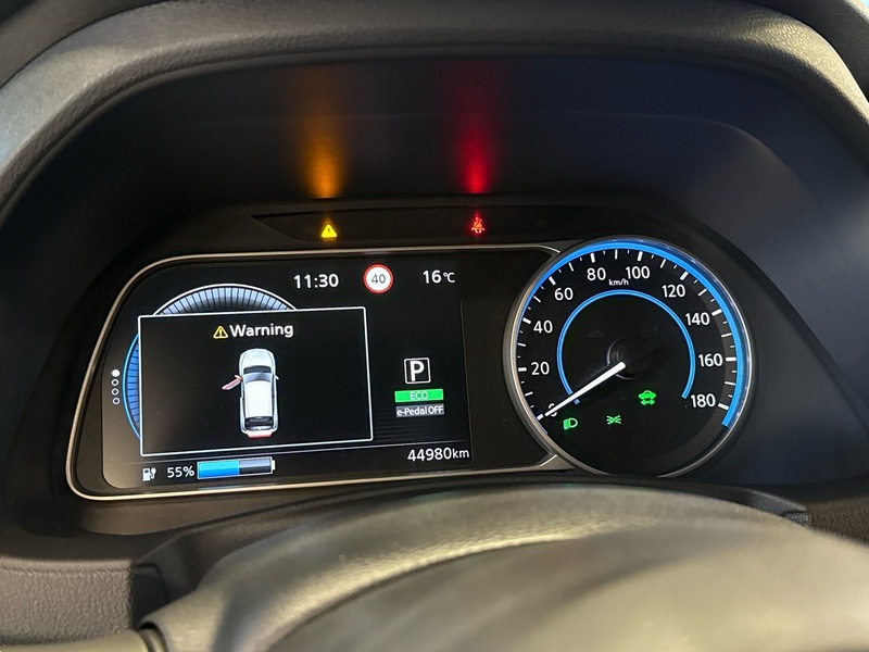 Nissan Leaf vaihtoauto