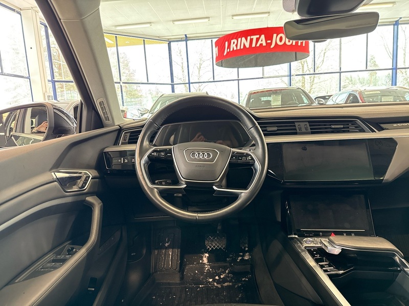 Audi e-tron vaihtoauto