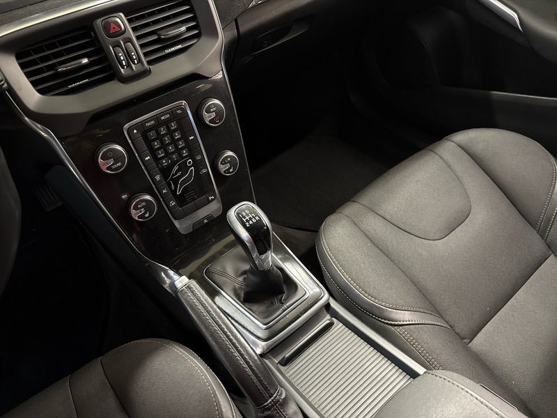 Volvo V40 Cross Country vaihtoauto