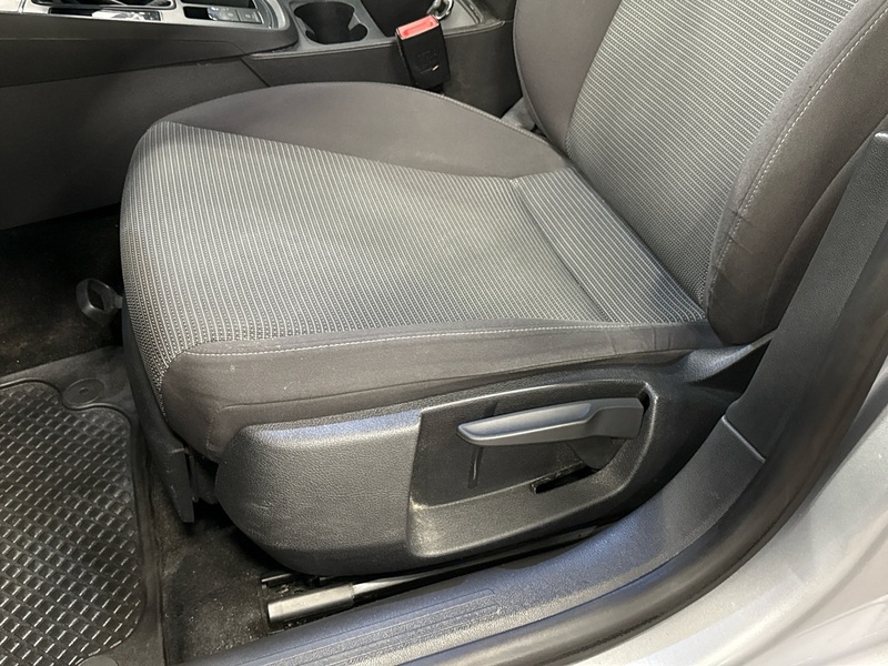 SEAT Leon ST vaihtoauto