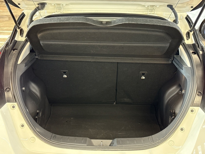 Nissan Leaf vaihtoauto