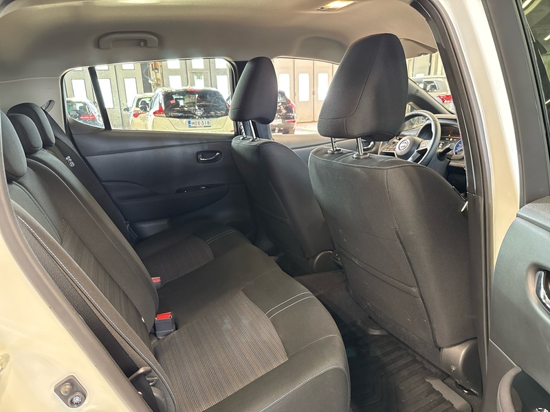 Nissan Leaf vaihtoauto