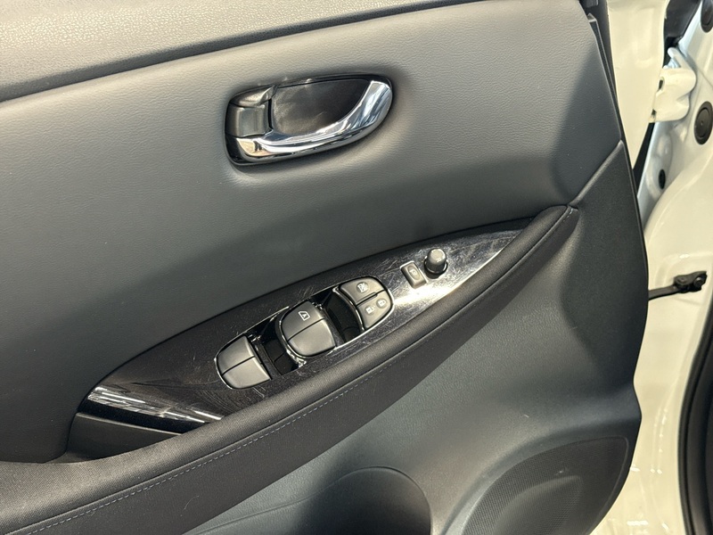 Nissan Leaf vaihtoauto