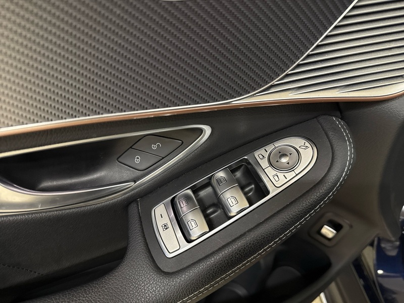 Mercedes-Benz EQC vaihtoauto