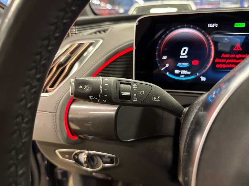 Mercedes-Benz EQC vaihtoauto