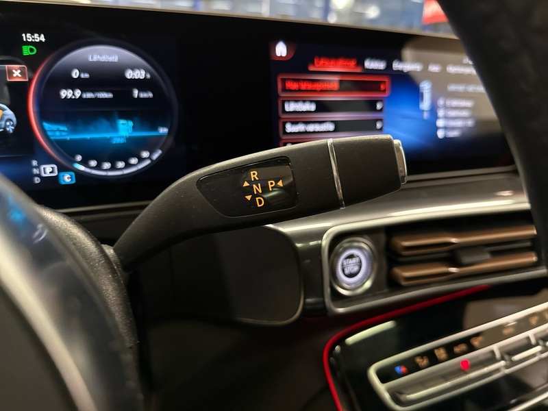 Mercedes-Benz EQC vaihtoauto