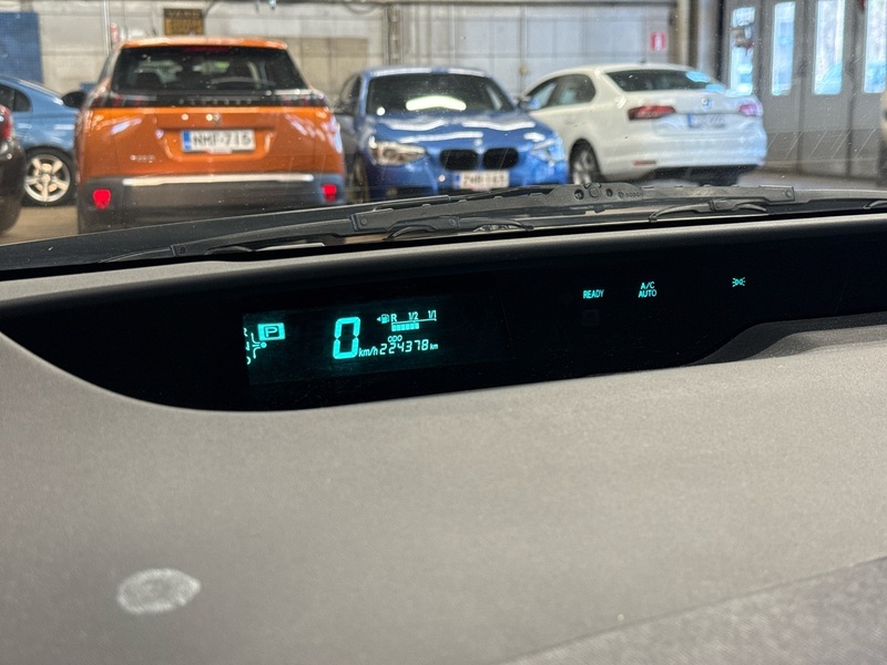 Toyota Prius vaihtoauto