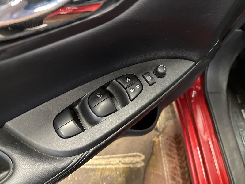 Nissan Pulsar vaihtoauto