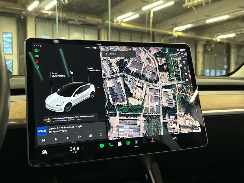 Tesla Model 3 vaihtoauto
