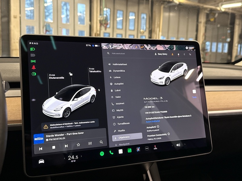 Tesla Model 3 vaihtoauto