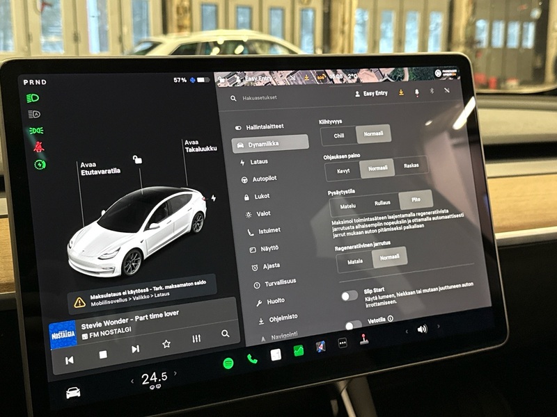 Tesla Model 3 vaihtoauto
