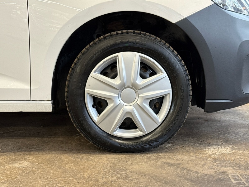 Volkswagen Caddy Maxi vaihtoauto