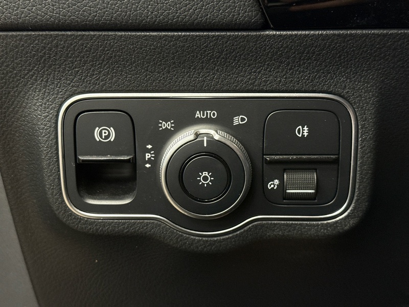 Mercedes-Benz EQA vaihtoauto