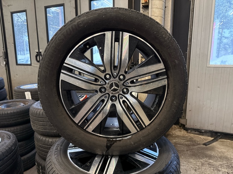 Mercedes-Benz EQA vaihtoauto