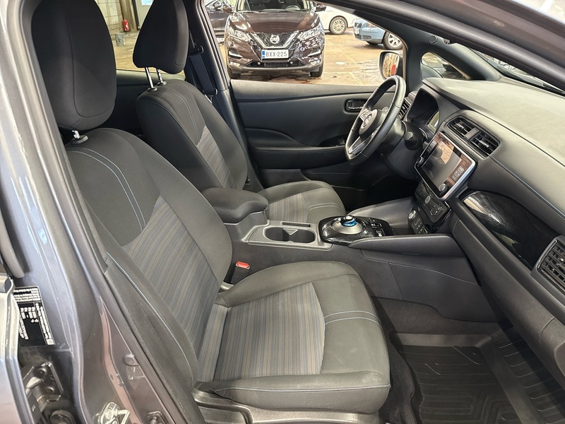 Nissan Leaf vaihtoauto