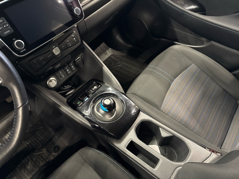 Nissan Leaf vaihtoauto