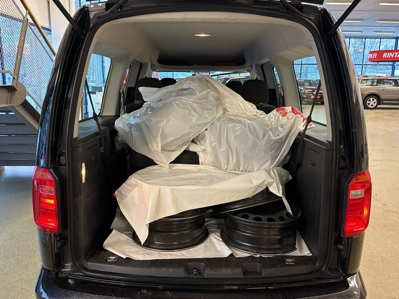 Volkswagen Caddy Maxi vaihtoauto