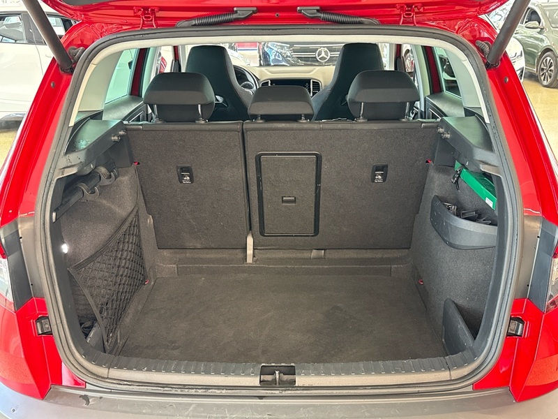 Skoda Karoq vaihtoauto