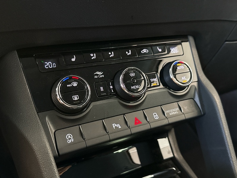 Skoda Karoq vaihtoauto